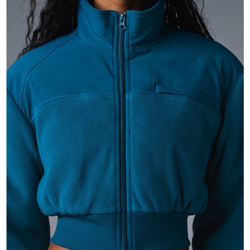 NWT ALO Polar Fleece Cropped Wintry Mix Jacket, Eclipse Blue, size S - Picture 4 of 4